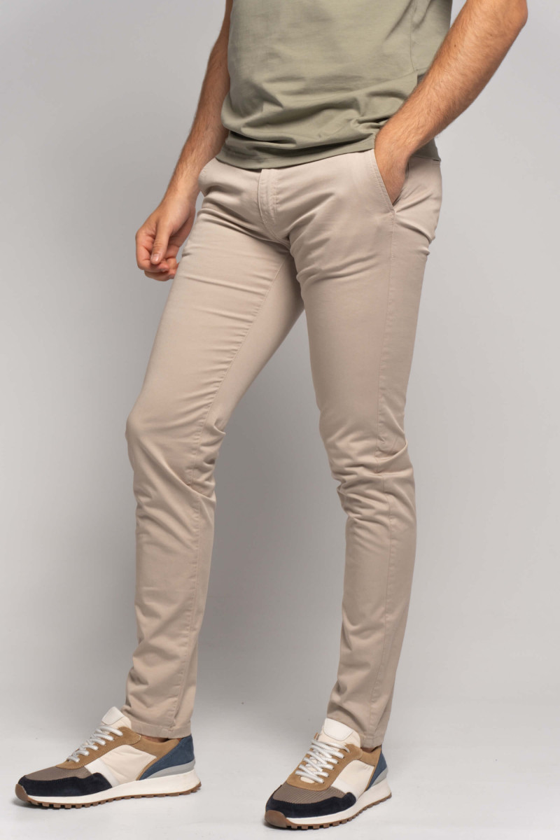 PANTALÓN CHINO SKINNY BEIG